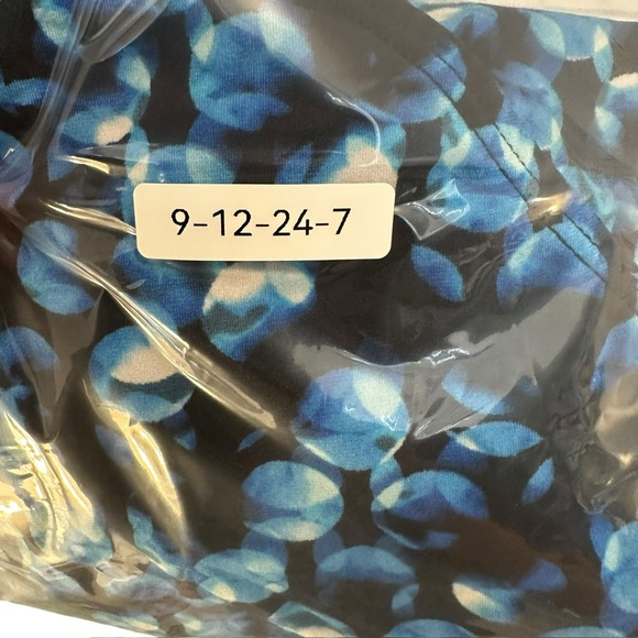 SPEEDO Women’s Blue Print One Piece Swimsuit Bathing Swim Diving Surf Fitness - Picture 10 of 10